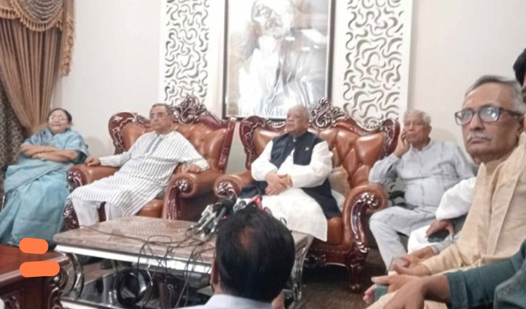 বিএনপি-জামায়াতের সহিংসতার বিরুদ্ধে কাল থেকে মাঠে থাকবে ১৪ দল