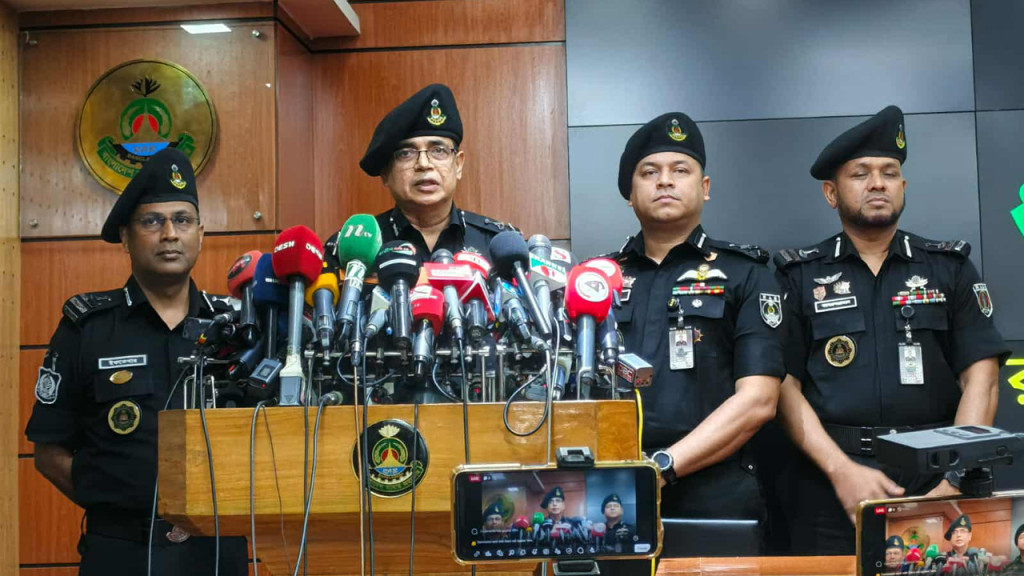 মিটফোর্ডের ঘটনায় যা জানালো র‍্যাব