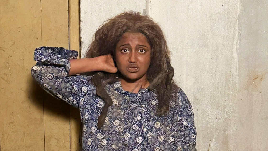 সুন্দরী এই অভিনেত্রীকে চেনা যায়?