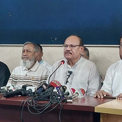 যে কারণে ৩৫ লাখ টাকা পুরস্কার ঘোষণা করলেন যশোর জেলা আ.লীগ সভাপতি!