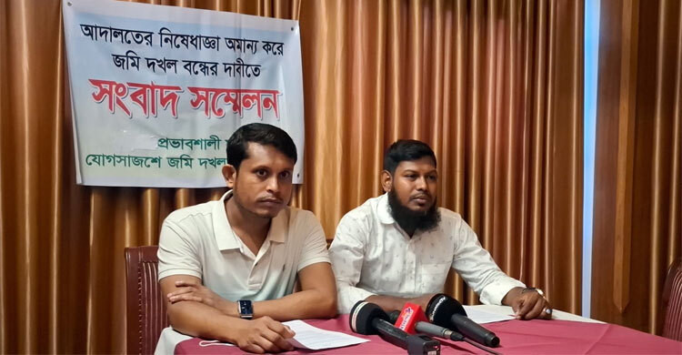 স্মার্টফোন পরিষ্কারে লিকুইড ব্যবহারে সাবধান