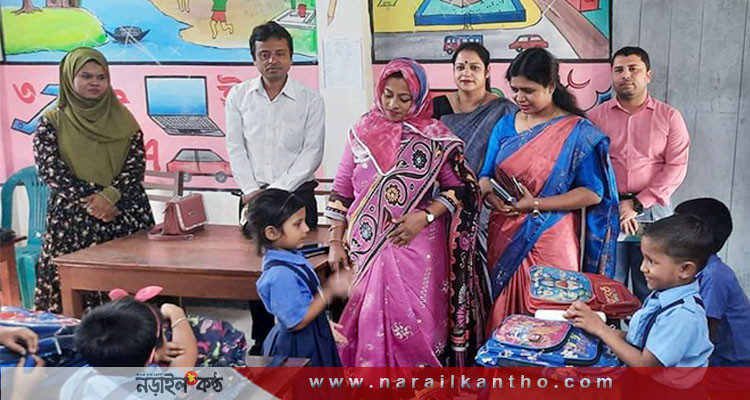 নড়াইলের বিয়াম স্কুল পরিদর্শন করলেন জেলা প্রশাসক
