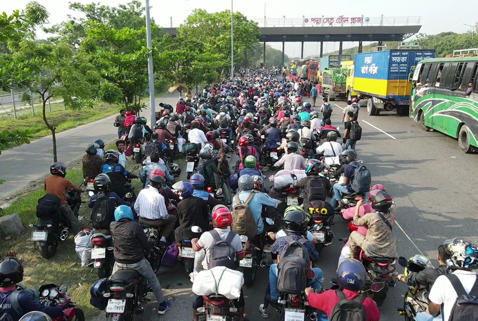 পদ্মা সেতুতে একদিনে সর্বোচ্চ টোল আদায়ের রেকর্ড