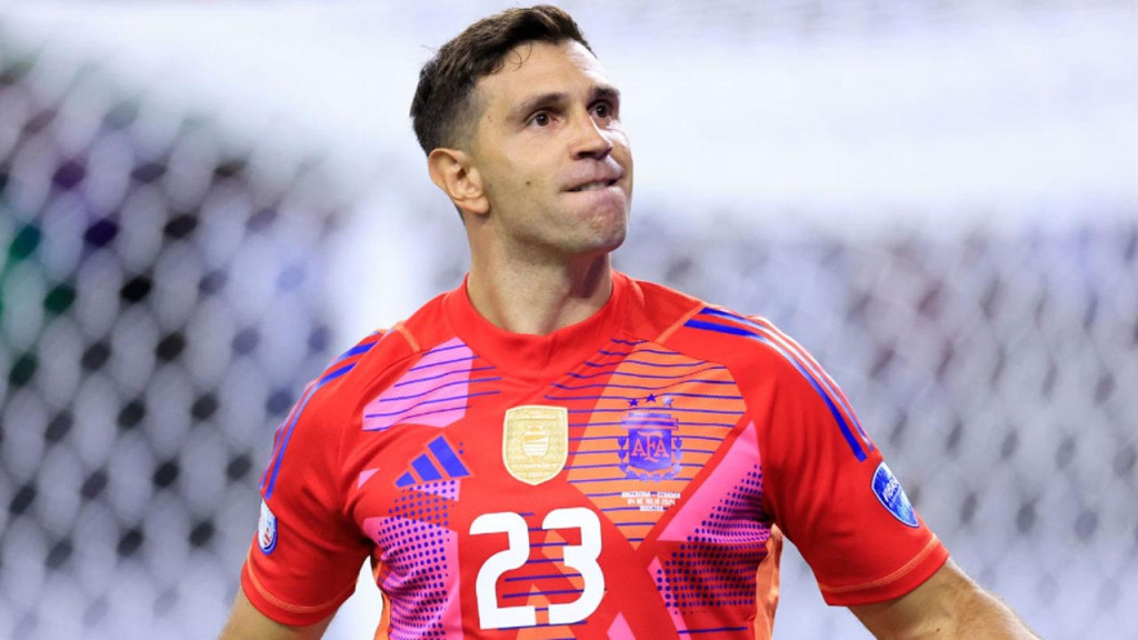 প্রতিদিন ৫০০ শটের মুখোমুখি হওয়া মার্টিনেজ এখনই বাড়ি যেতে চাননি