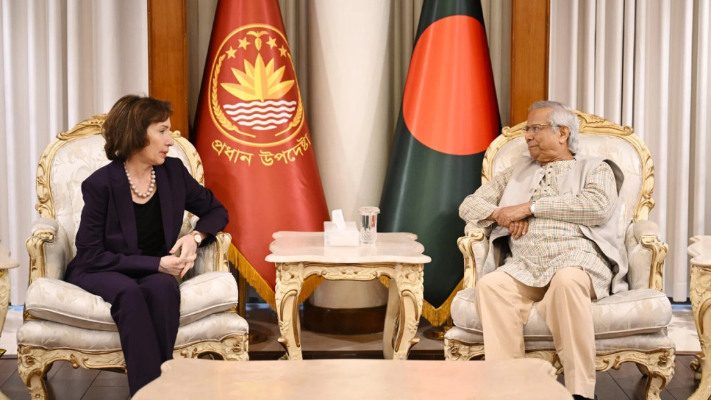 ৭ মার্চ জাতীয় দিবস বাতিলের পক্ষে-বিপক্ষে যত বিতর্ক