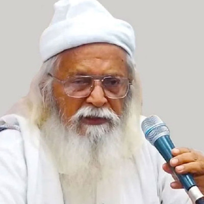 শিথিলতার সুযোগে সরকার উৎখাতের চেষ্টা হচ্ছে : ফরহাদ মজহার