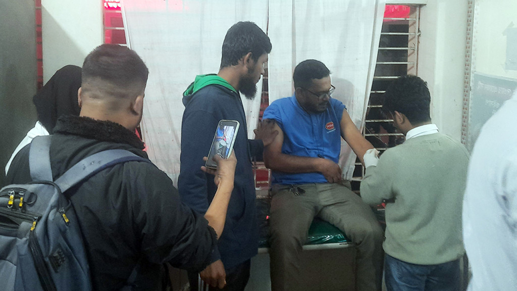 সাভারে পাগলা কুকুরের কামড়ে ৫৪ জন আহত