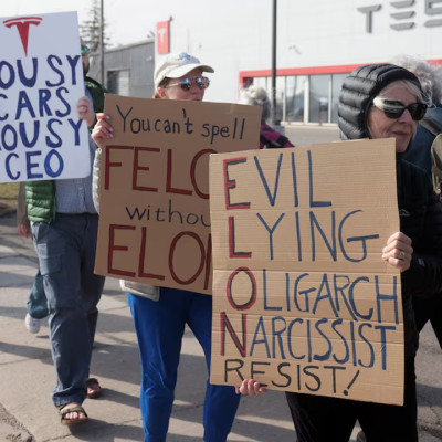 যুক্তরাষ্ট্রে ট্রাম্পের বিরুদ্ধে নামছেন হাজার হাজার মানুষ