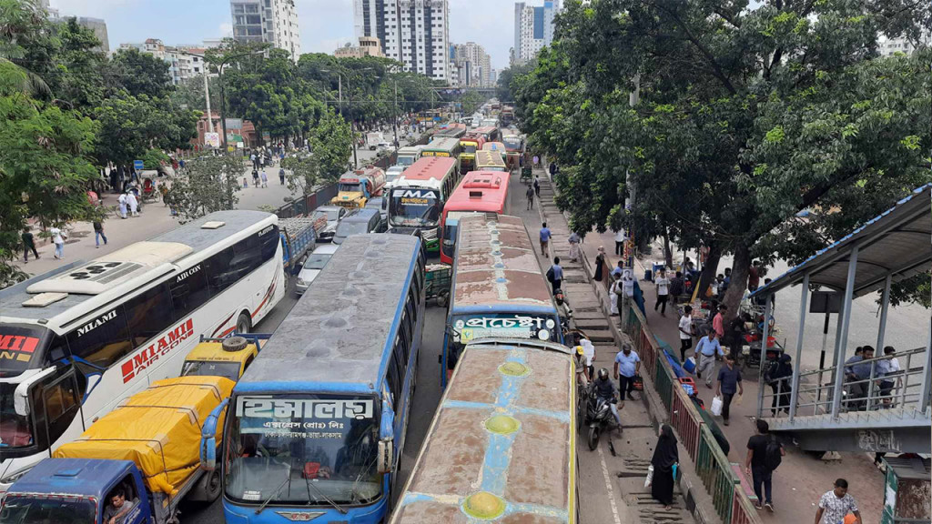 কোটাবিরোধী আন্দোলন, প্রগতি সরণিতে তীব্র যানজট