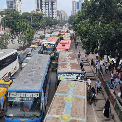 কোটাবিরোধী আন্দোলন, প্রগতি সরণিতে তীব্র যানজট