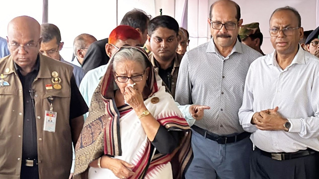 মুক্তির আগেই ১০০০ কোটির ব্যবসা, ইতিহাস গড়ল ‘পুষ্পা: দ্য রাইজ’!