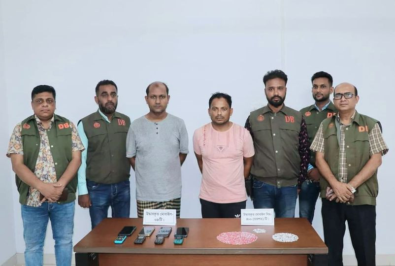 নড়াইলে মানব পাচারকারী চক্রের ২ সদস্য গ্রেফতার