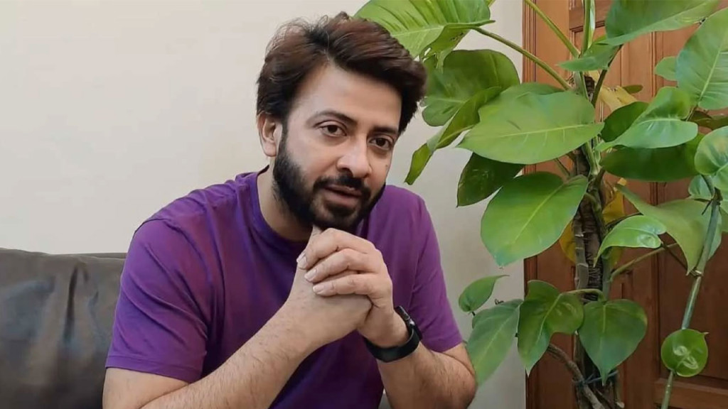 এবার শাকিবের নজর পাকিস্তানের সিনেমা ইন্ডাস্ট্রিতে