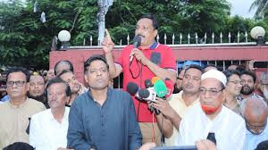 নড়াইলে হাইব্রিড জাতের যুবরাজ ধান কর্তন উপলক্ষে মাঠ দিবস পালিত