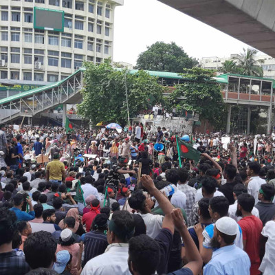 গণজাগরণ মঞ্চের মতো শাহবাগে অবস্থানের ঘোষণা শিক্ষার্থীদের