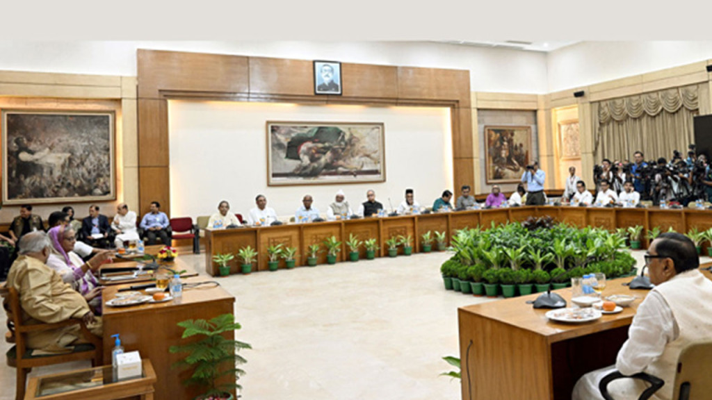 রোমাকে হারিয়ে ফাইনালে এক পা দিয়ে রাখলো লেভারকুসেন