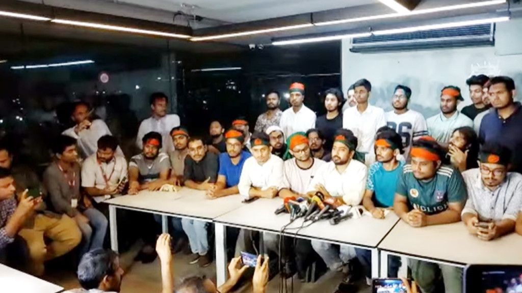 বাবাকে খাবার দিতে গিয়ে নিখোঁজ, নদীতে মিলল শিশুর লাশ