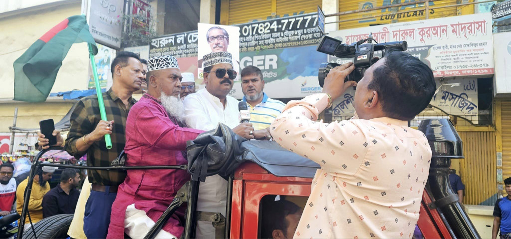 আগুন সন্ত্রাসের বিরুদ্ধে পাড়ায়-মহল্লায় প্রতিরোধ গড়ে তুলুন: ইলিয়াস উদ্দিন মোল্লাহ্