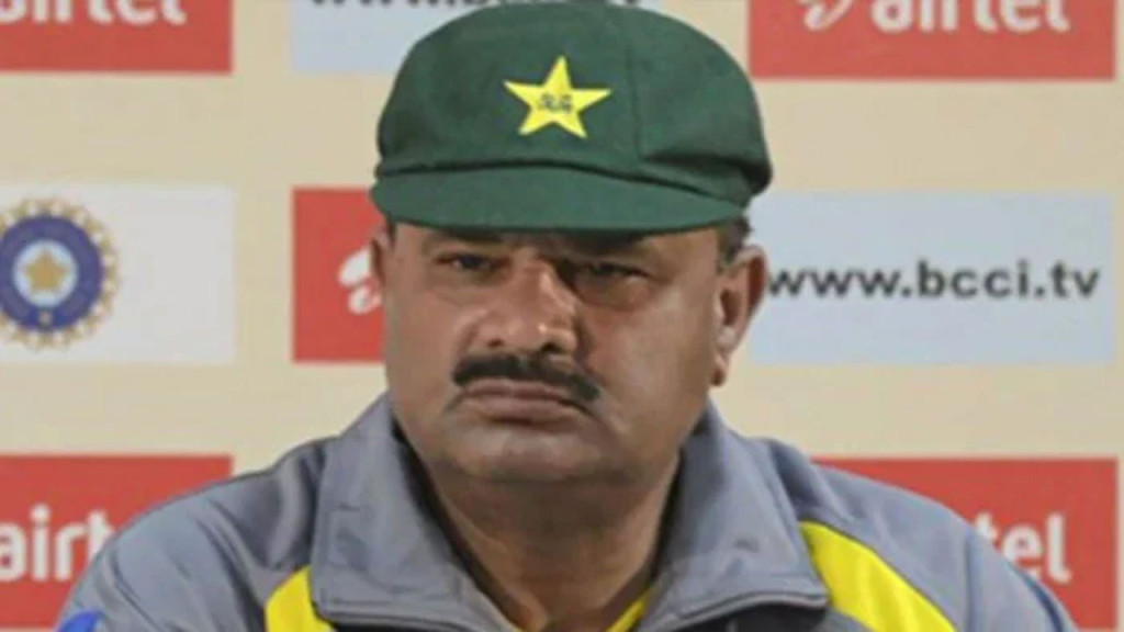 অনিবন্ধিত হ্যান্ডসেট বন্ধের ব্যাপারে যা বলছে বিটিআরসি