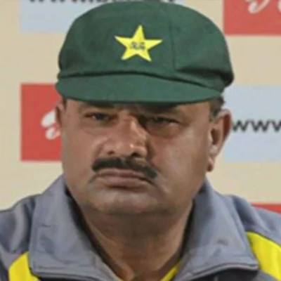 অনিবন্ধিত হ্যান্ডসেট বন্ধের ব্যাপারে যা বলছে বিটিআরসি