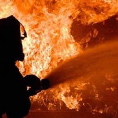 শিল্পীদের টাকা উপহার দিয়ে ‘ভিডিও’ ডিপজলের, প্রশ্ন তুললেন জয়