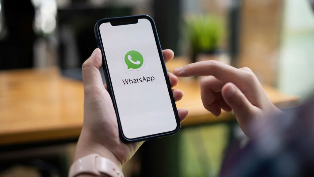 গ্রুপ কলিং ফিচারে বিরাট পরিবর্তন আনছে হোয়াটসঅ্যাপ