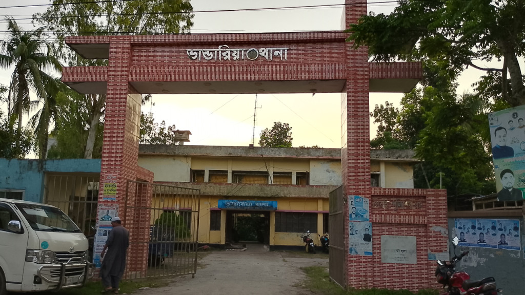 ভান্ডারিয়ায় বন্ধুর হাতে বন্ধু খুন