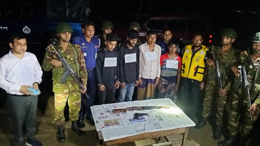 নতুন লুকে আনুশকা, ছবি ভাইরাল