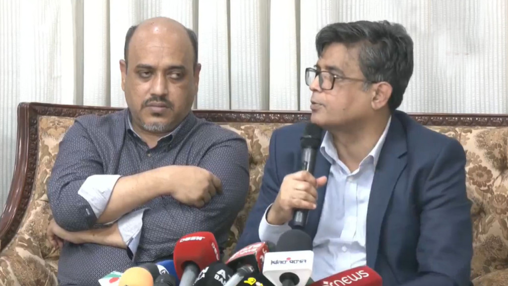 ডিসেম্বরের মধ্যে নির্বাচনের সার্বিক প্রস্তুতির নির্দেশ প্রধান উপদেষ্টার