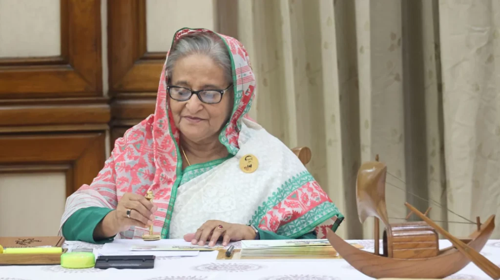 স্বাধীনতা দিবসে স্মারক ডাকটিকিট উন্মোচন করলেন প্রধানমন্ত্রী