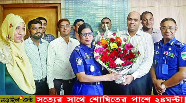 নড়াইলে প্রথম নারী পুলিশ সুপার সাদিরা খাতুন