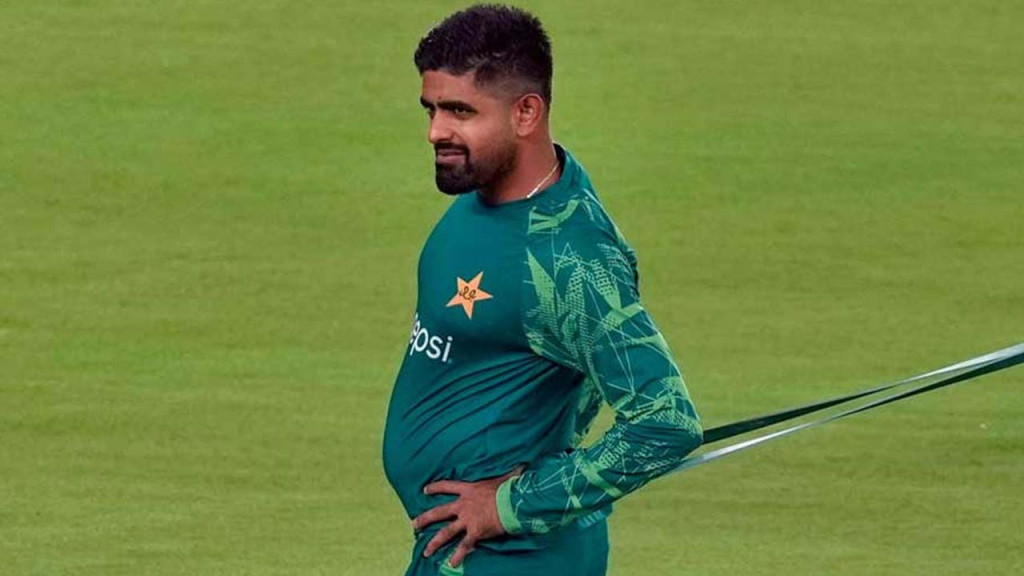 বাবরদের দেখে মনে হয় ওরা প্রতিদিন ৮ কেজি মাংস খায়