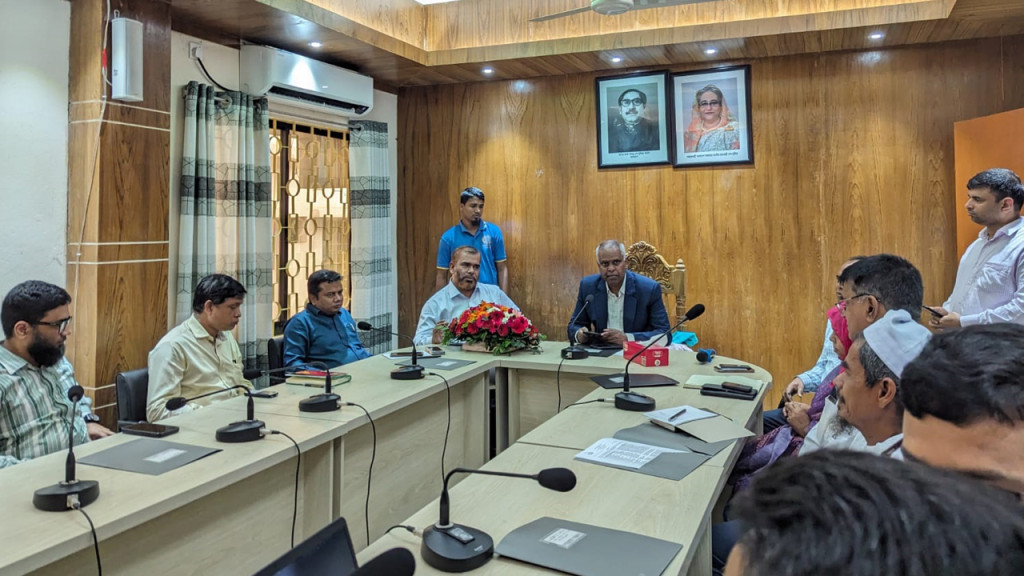 ‘উপকূলীয় এলাকায় পানিতে লবণাক্ততা নিয়ন্ত্রণে কাজ চলছে’