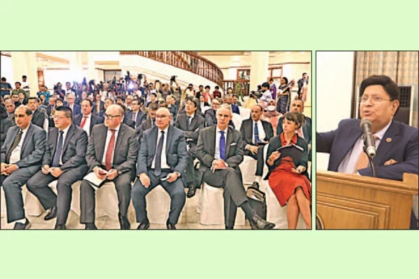 বিদেশিদের পরিস্থিতি জানাল সরকার