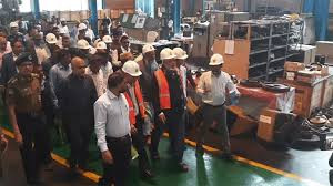 বিনা প্রয়োজনে রেললাইন স্টেশন স্থাপনে অর্থ লুটপাট : রেল উপদেষ্টা