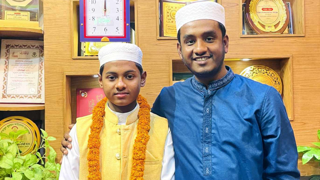 কোরআন প্রতিযোগিতায় বিশ্বজয়ী হাফেজ বশিরকে সংবর্ধনা দেবে ছাত্রলীগ