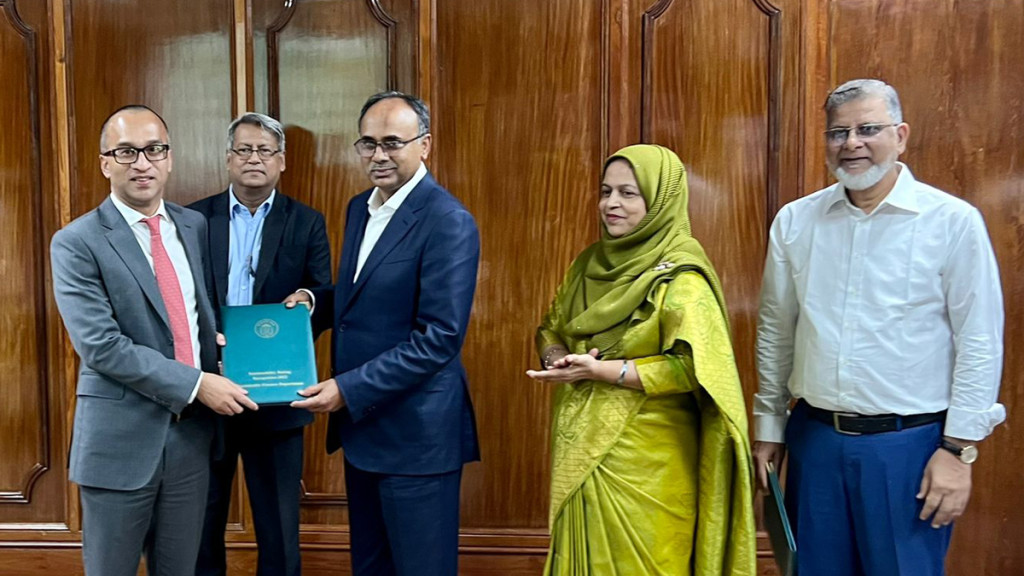 টানা ৩ বার টেকসই রেটিংয়ে শীর্ষ পুরস্কার জিতল সিটি ব্যাংক