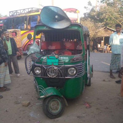কক্সবাজারে স্বতন্ত্র প্রার্থীর সমর্থকদের ওপর হামলা, গাড়ি ভাঙচুর