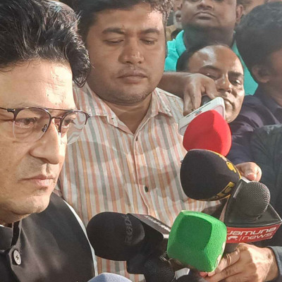 সবাইকে ভোটকেন্দ্রে আসার আহ্বান নায়ক ফেরদৌসের