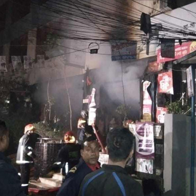 সায়েন্সল্যাবে সুকন্যা টাওয়ারের নিচতলায় আগুন