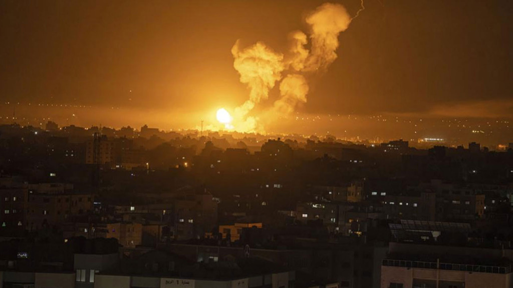 সিরিয়ায় রাতের আঁধারে সামরিক অবকাঠামোতে হামলা ইসরায়েলের