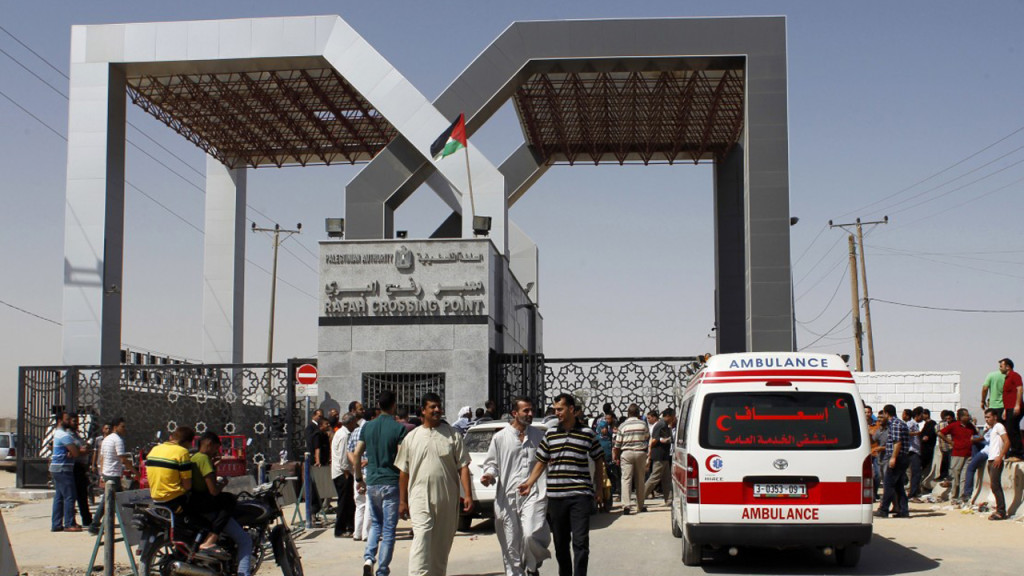 ইসরায়েলের হামলার হুমকি, পিছিয়ে গেল মিসর থেকে আসা সাহায্যের ট্রাক