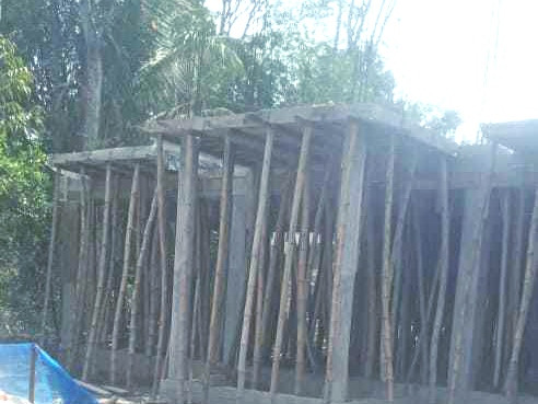 গোপালগঞ্জ কোটালীপাড়ায় সরকারি জমিতে  আলিশান বাড়ি নির্মাণের অভিযোগ