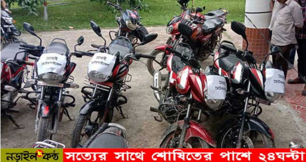নড়াইলে ৮ মোটরসাইকেল জব্দ, আটক ৪