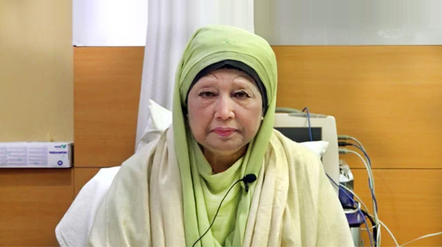 বিএনপি চেয়ারপারসন খালেদা জিয়া সাড়ে ৪ বছরে ৪৭৯ দিনই হাসপাতালে ছিলেন!