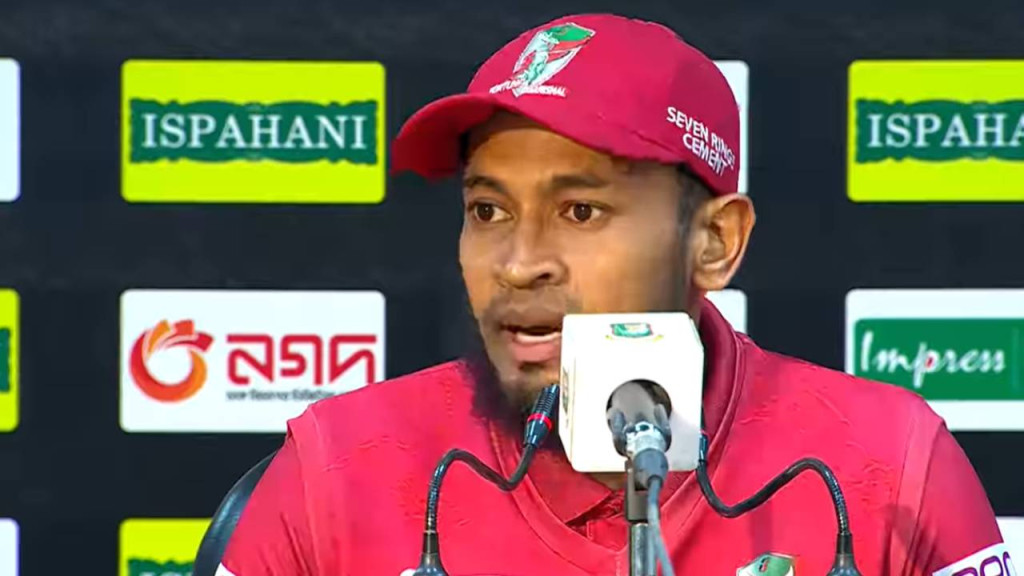 সাকিবের বলে কি আগে আউট হননি তামিম, প্রশ্ন মুশফিকের