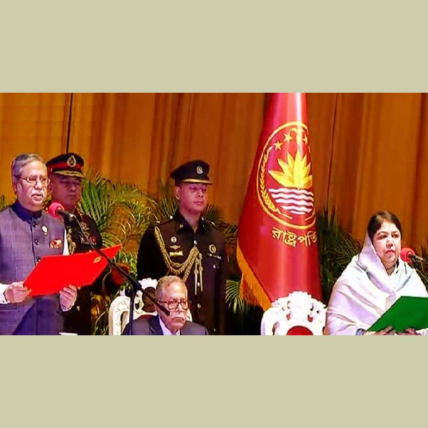 বাংলাদেশের ২২তম রাষ্ট্রপতি হিসেবে শপথ নিলেন মো. সাহাবুদ্দিন