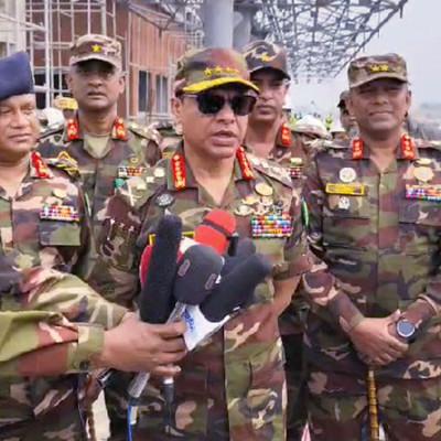 নড়াইলে বিভিন্ন কার্যক্রম পরিদর্শন করলেন সেনাপ্রধান