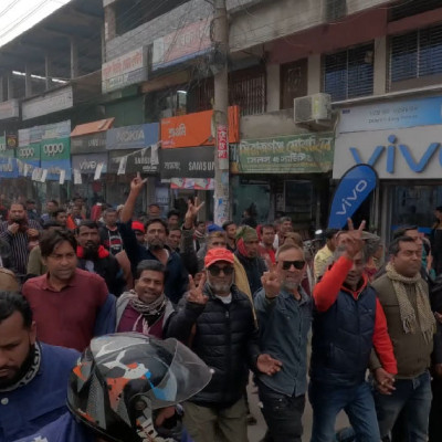 মাশরাফীকে হুইপ করায় নড়াইলে বর্ণাঢ্য আনন্দ শোভাযাত্রা