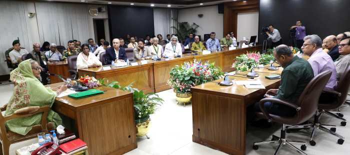 নাশকতার ঘটনায় অপরাধীদের ছাড় না দেয়ার দাবী জ্যেষ্ঠ সাংবাদিকদের